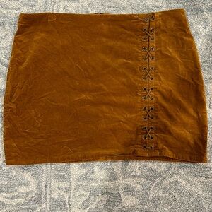 Light brown, velvet skirt